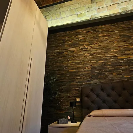 Vatican Street Art Guest house *